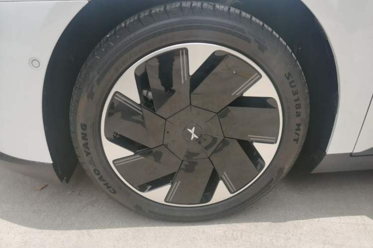 Used XPeng MONA M03 2025 502 Long-Range Max Left Front Wheel Hub