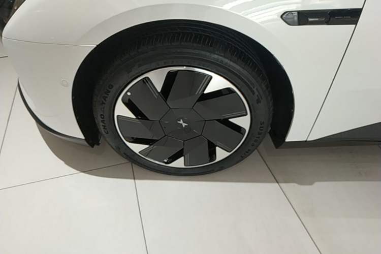 Used XPeng MONA M03 2025 600 with Ultra-Long Range Max Left Front Wheel Hub
