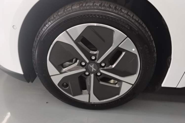 Used XPeng MONA M03 2025 515 Long-Range Plus Left Front Wheel Hub