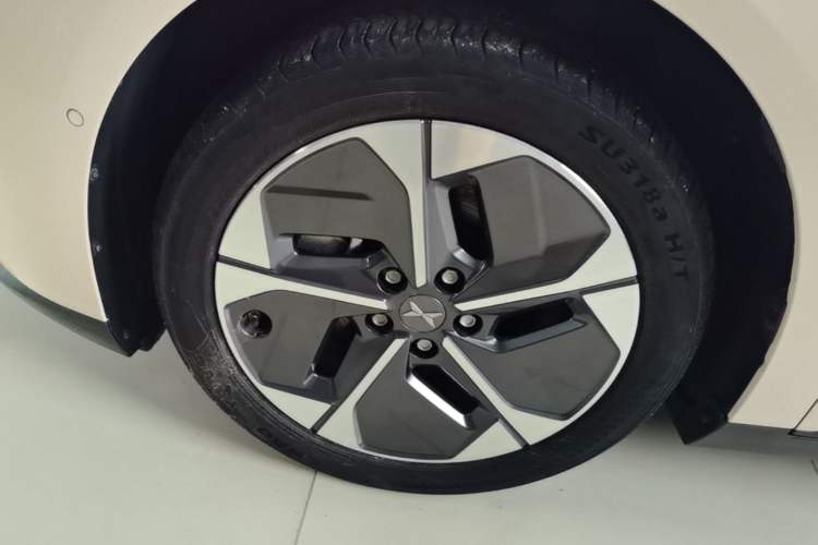 Used XPeng MONA M03 2025 620 Ultra-Long Range Plus Left Front Wheel Hub