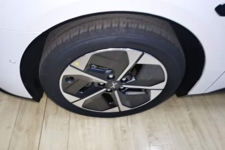 Used XPeng MONA M03 2025 515 Long-Range Plus Left Front Wheel Hub