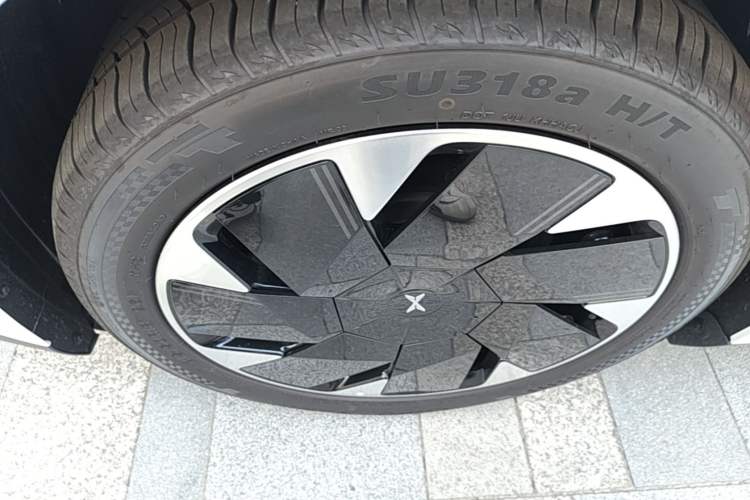 Used XPeng MONA M03 2025 502 Long-Range Max Left Front Wheel Hub
