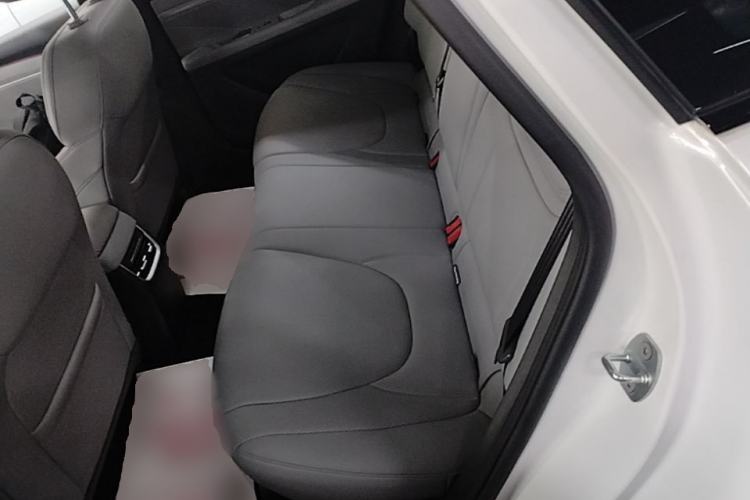 Used XPeng MONA M03 2025 600 with Ultra-Long Range Max Left Rear Seat
