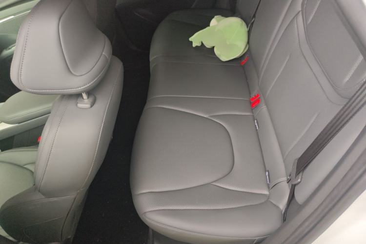Used XPeng MONA M03 2025 600 with Ultra-Long Range Max Left Rear Seat