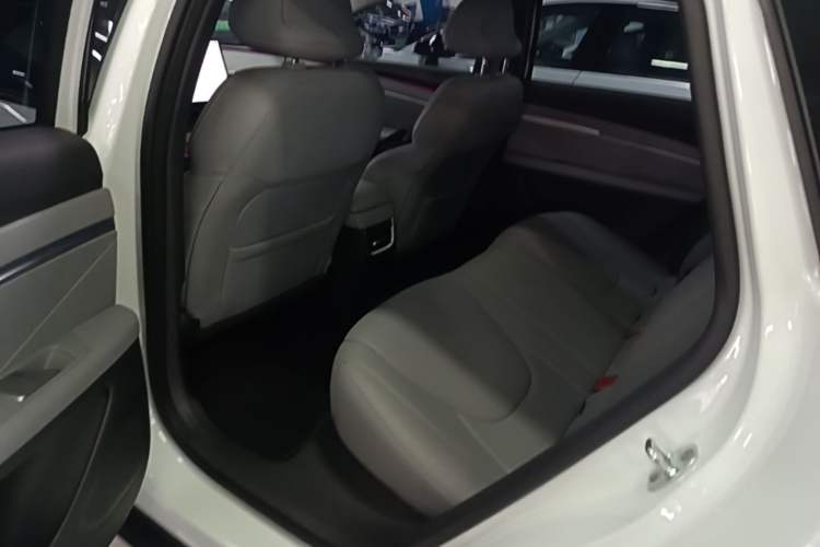 Used XPeng MONA M03 2025 600 with Ultra-Long Range Max Left Rear Seat