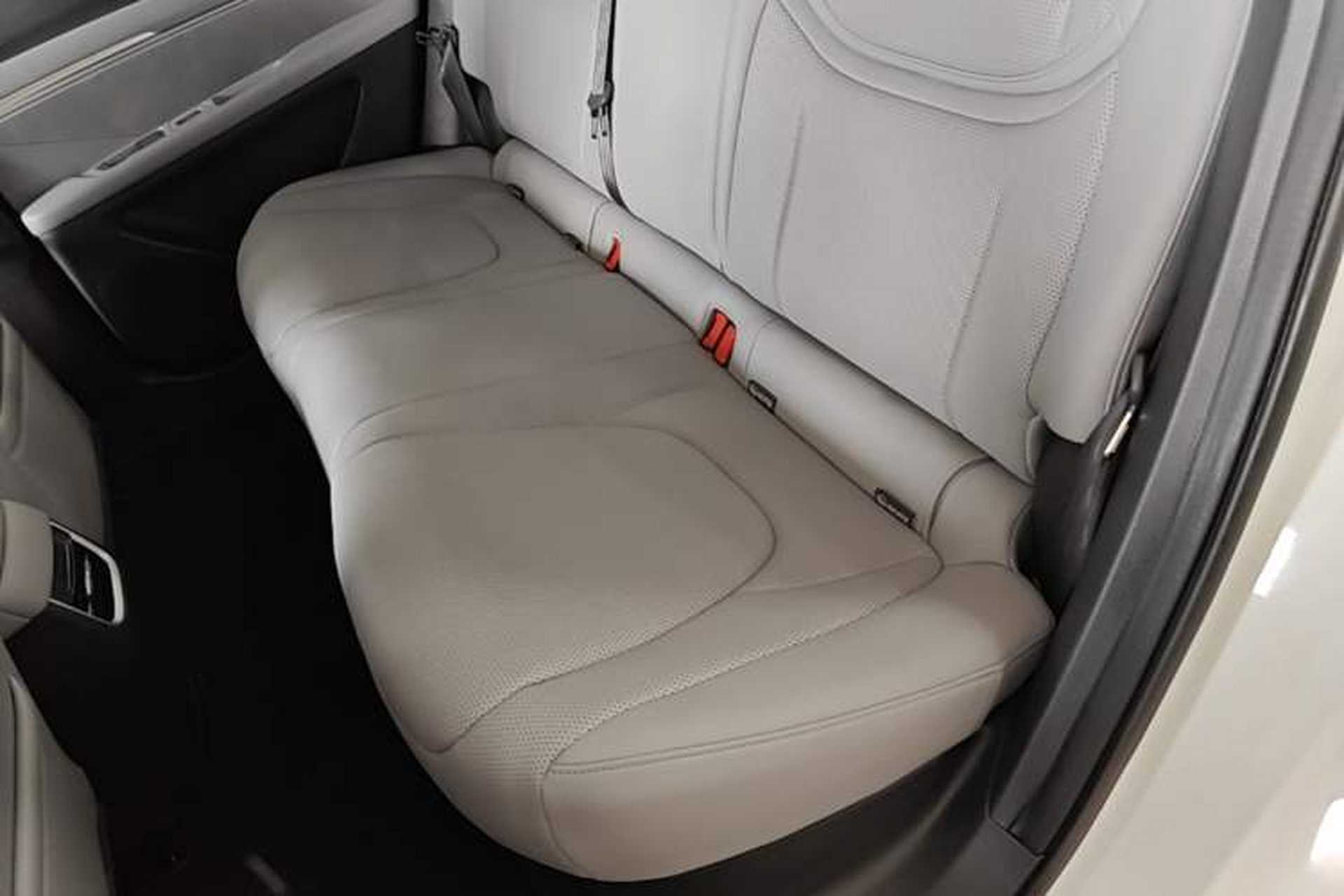 Used XPeng MONA M03 2025 600 with Ultra-Long Range Max Left Rear Seat