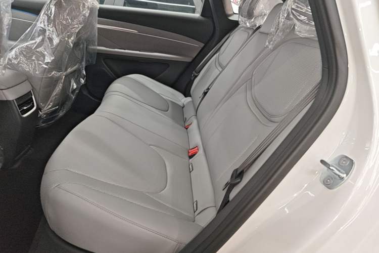 Used XPeng MONA M03 2025 515 Long-Range Plus Left Rear Seat