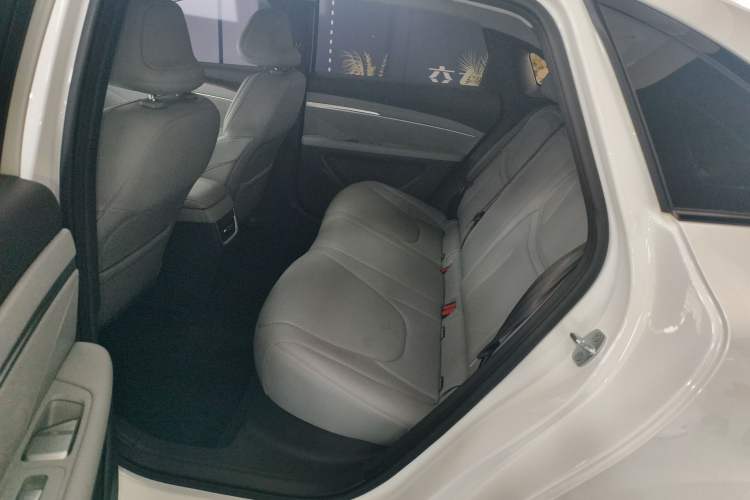 Used XPeng MONA M03 2025 600 with Ultra-Long Range Max Left Rear Seat
