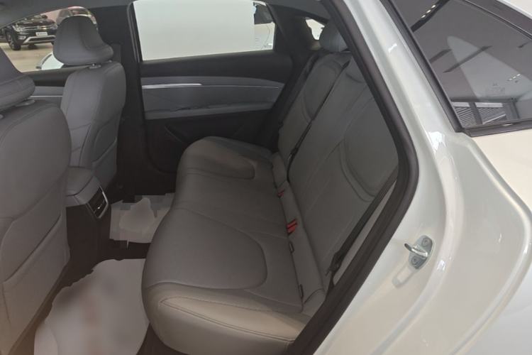 Used XPeng MONA M03 2025 600 with Ultra-Long Range Max Left Rear Seat