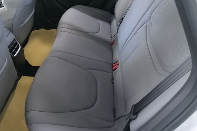 Used XPeng MONA M03 2025 600 with Ultra-Long Range Max Left Rear Seat