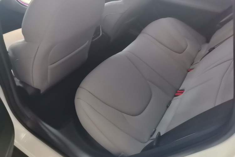 Used XPeng MONA M03 2025 600 with Ultra-Long Range Max Left Rear Seat