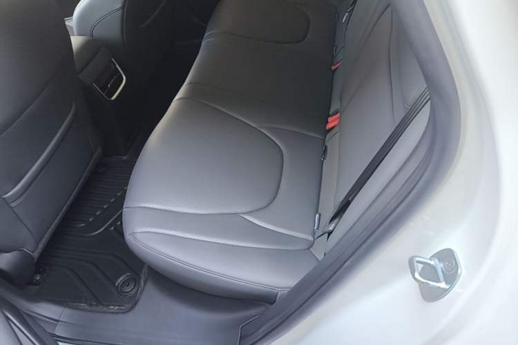 Used XPeng MONA M03 2025 620 Ultra-Long Range Plus Left Rear Seat