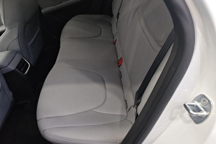 Used XPeng MONA M03 2025 600 with Ultra-Long Range Max Left Rear Seat