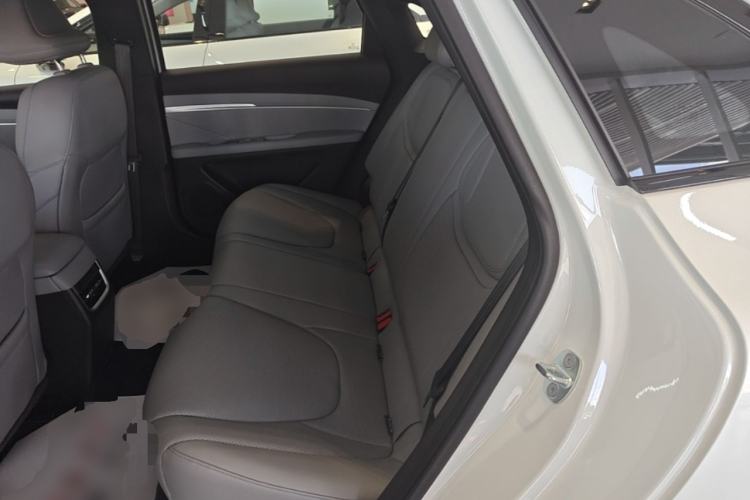Used XPeng MONA M03 2025 600 with Ultra-Long Range Max Left Rear Seat
