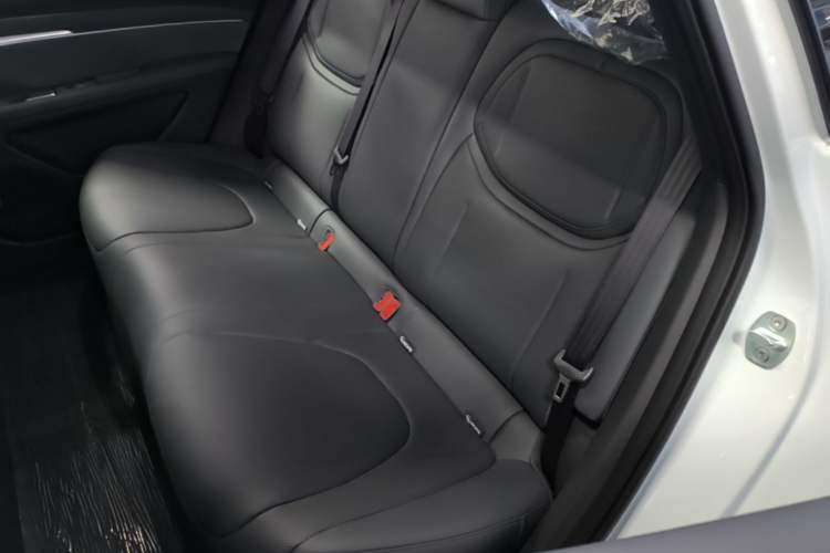 Used XPeng MONA M03 2025 502 Long-Range Max Left Rear Seat