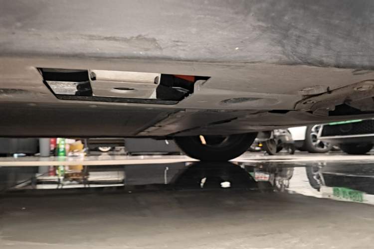 Used XPeng MONA M03 2025 502 Long-Range Max Left Side Sill