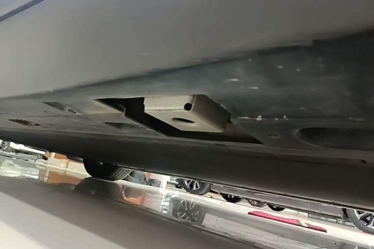 Used XPeng MONA M03 2025 620 Ultra-Long Range Plus Left Side Sill