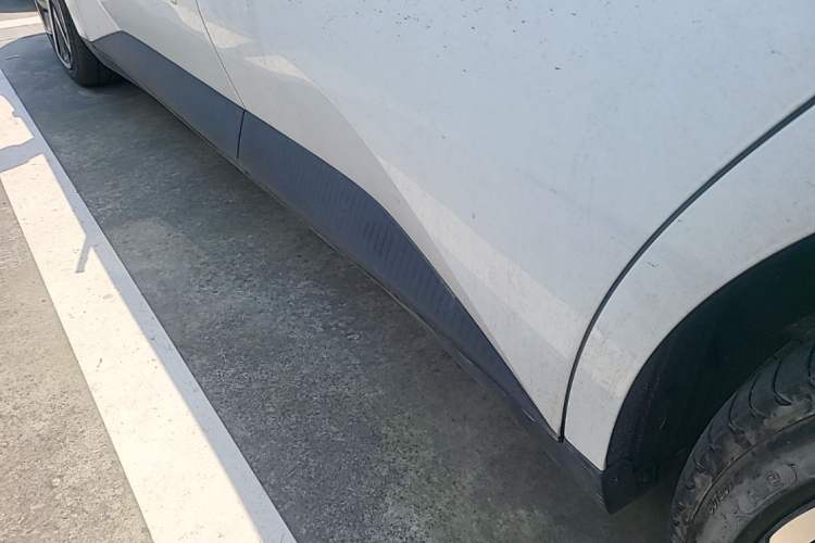 Used XPeng MONA M03 2025 600 with Ultra-Long Range Max Left Side Sill