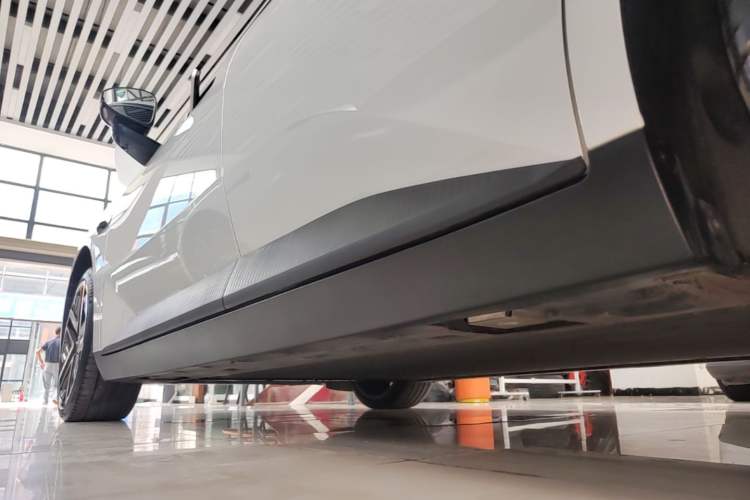 Used XPeng MONA M03 2025 600 with Ultra-Long Range Max Left Side Sill