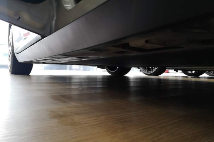 Used XPeng MONA M03 2025 600 with Ultra-Long Range Max Left Side Sill