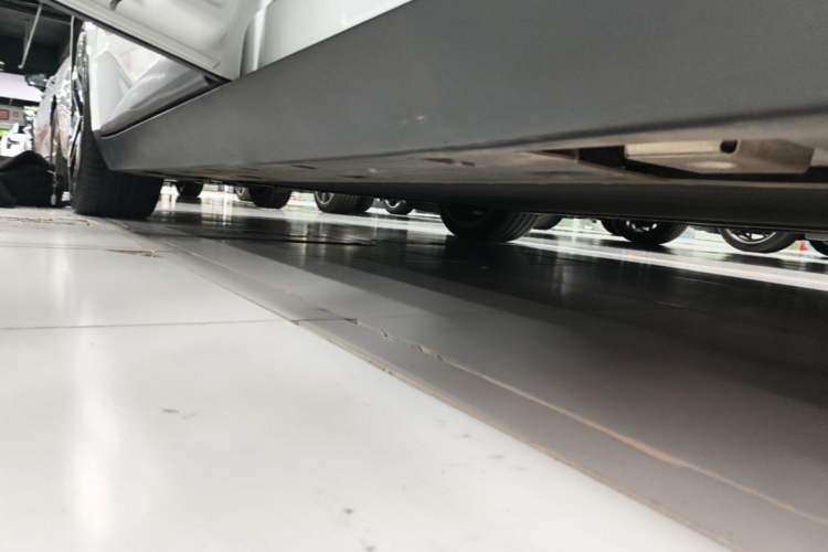 Used XPeng MONA M03 2025 600 with Ultra-Long Range Max Left Side Sill