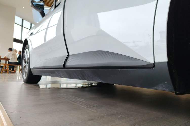 Used XPeng MONA M03 2025 515 Long-Range Plus Left Side Sill