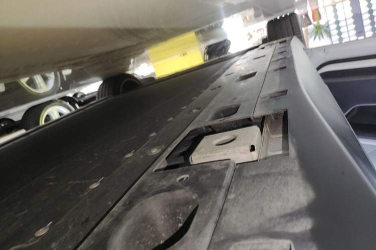 Used XPeng MONA M03 2025 600 with Ultra-Long Range Max Left Side Sill