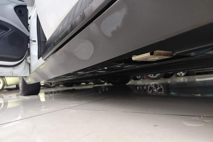 Used XPeng MONA M03 2025 515 Long-Range Plus Left Side Sill