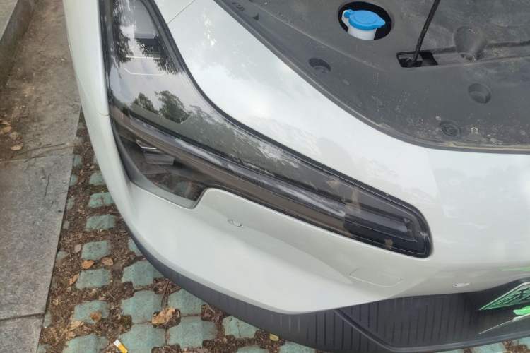 Used XPeng MONA M03 2025 600 with Ultra-Long Range Max Right Front Headlight