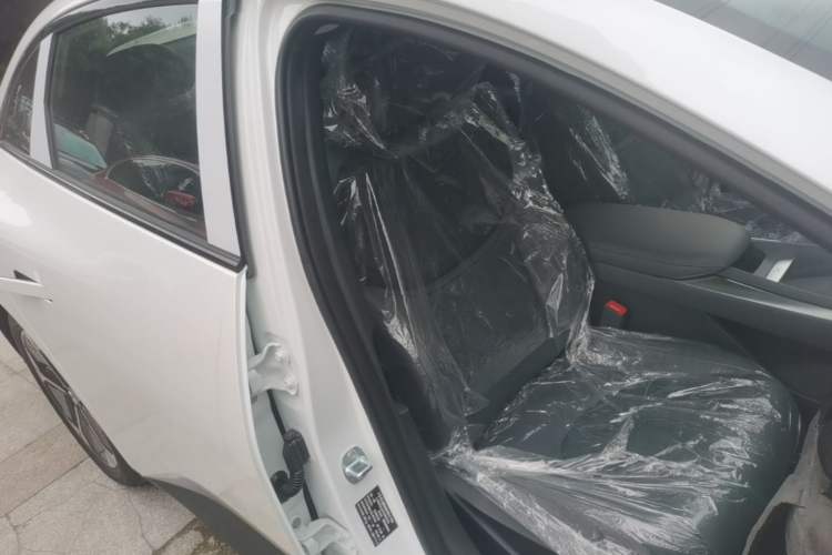 Used XPeng MONA M03 2025 515 Long-Range Plus Right Front Seat