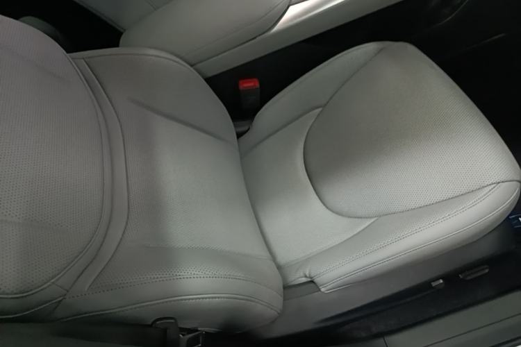 Used XPeng MONA M03 2025 600 with Ultra-Long Range Max Right Front Seat