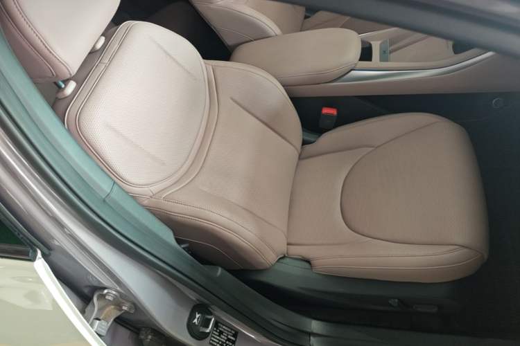 Used XPeng MONA M03 2025 502 Long-Range Max Right Front Seat