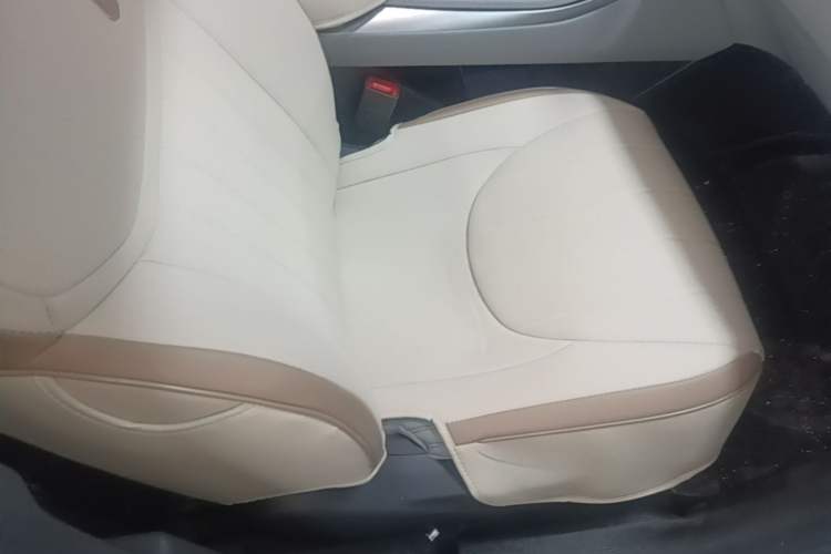 Used XPeng MONA M03 2025 620 Ultra-Long Range Plus Right Front Seat