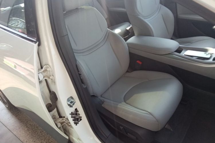 Used XPeng MONA M03 2025 600 with Ultra-Long Range Max Right Front Seat