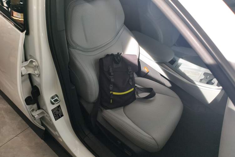 Used XPeng MONA M03 2025 600 with Ultra-Long Range Max Right Front Seat