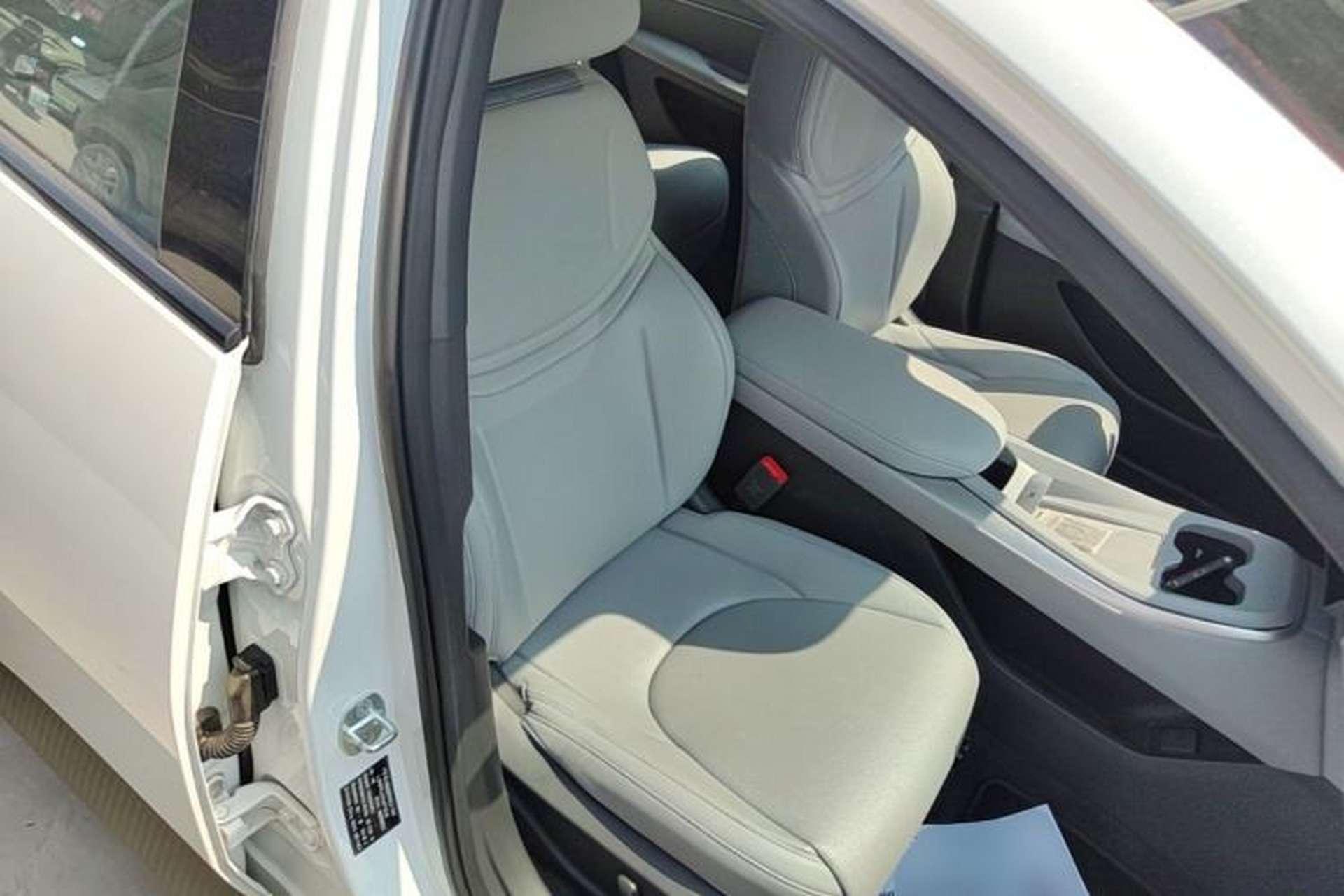 Used XPeng MONA M03 2025 600 with Ultra-Long Range Max Right Front Seat