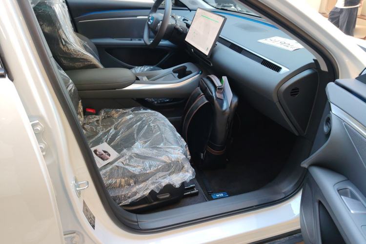Used XPeng MONA M03 2025 515 Long-Range Plus Right Front Seat