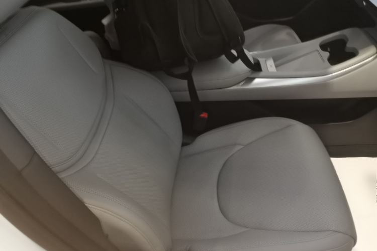 Used XPeng MONA M03 2025 600 with Ultra-Long Range Max Right Front Seat