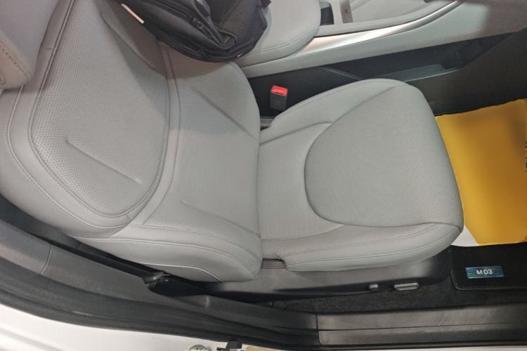 Used XPeng MONA M03 2025 600 with Ultra-Long Range Max Right Front Seat