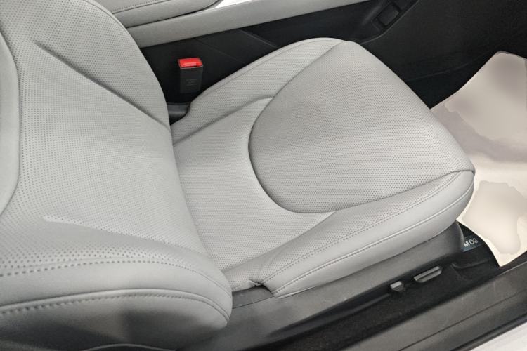 Used XPeng MONA M03 2025 600 with Ultra-Long Range Max Right Front Seat