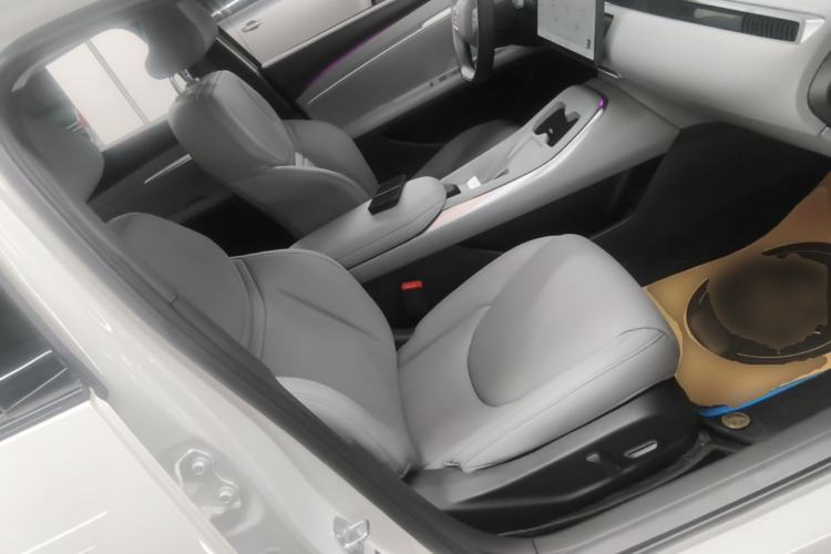 Used XPeng MONA M03 2025 600 with Ultra-Long Range Max Right Front Seat