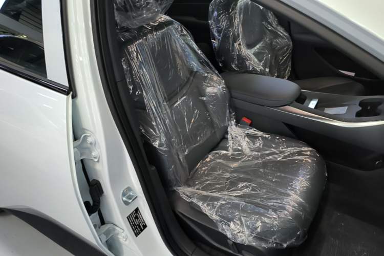 Used XPeng MONA M03 2025 502 Long-Range Max Right Front Seat