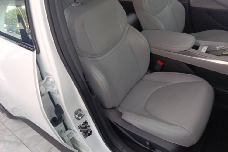 Used XPeng MONA M03 2025 600 with Ultra-Long Range Max Right Front Seat