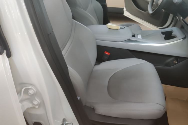 Used XPeng MONA M03 2025 600 with Ultra-Long Range Max Right Front Seat
