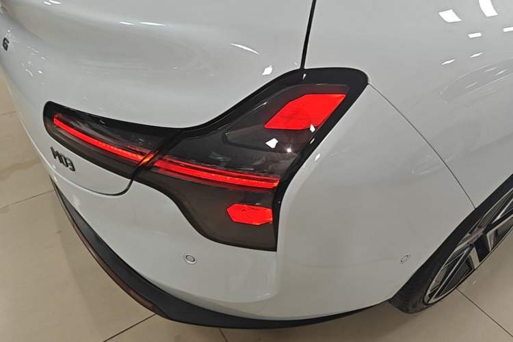 Used XPeng MONA M03 2025 600 with Ultra-Long Range Max Right Rear Taillight