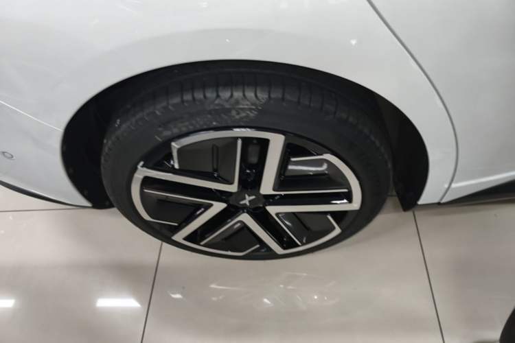 Used XPeng MONA M03 2025 600 with Ultra-Long Range Max Right Rear Wheel Hub