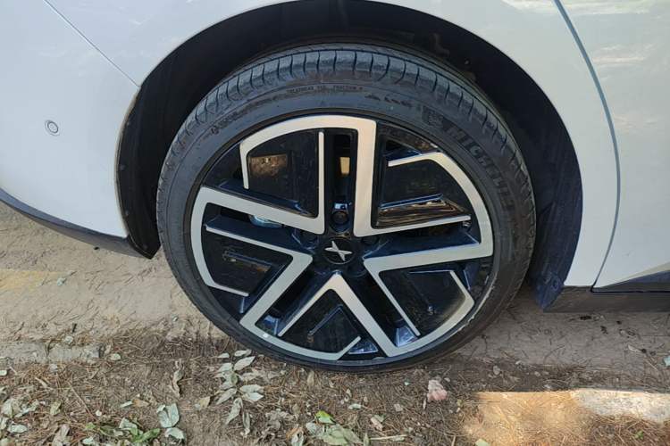 Used XPeng MONA M03 2025 600 with Ultra-Long Range Max Right Rear Wheel Hub