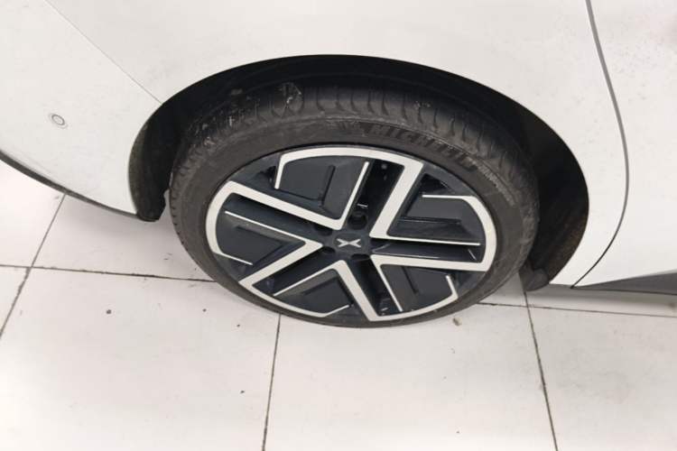 Used XPeng MONA M03 2025 600 with Ultra-Long Range Max Right Rear Wheel Hub