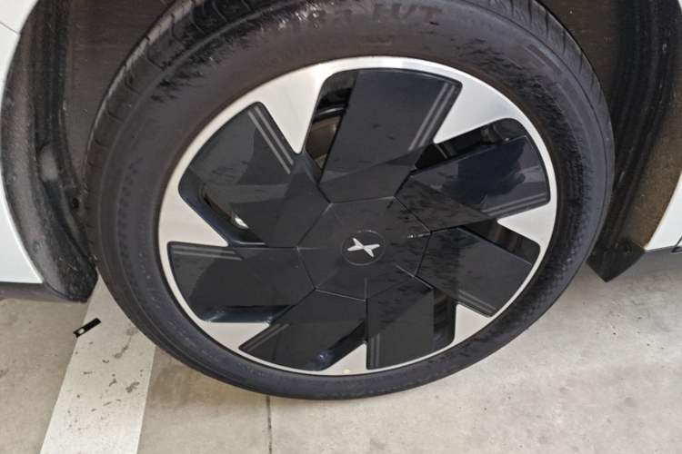 Used XPeng MONA M03 2025 502 Long-Range Max Right Rear Wheel Hub