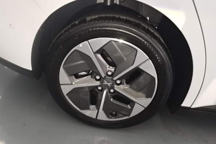 Used XPeng MONA M03 2025 515 Long-Range Plus Right Rear Wheel Hub